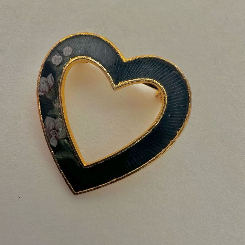 Heart brooch